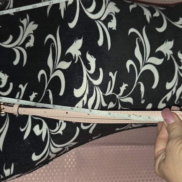 BNWT:  Michael Kors Cream/Blush Crossbody Bag with Gold Chain OBO - Picture 5 of 11